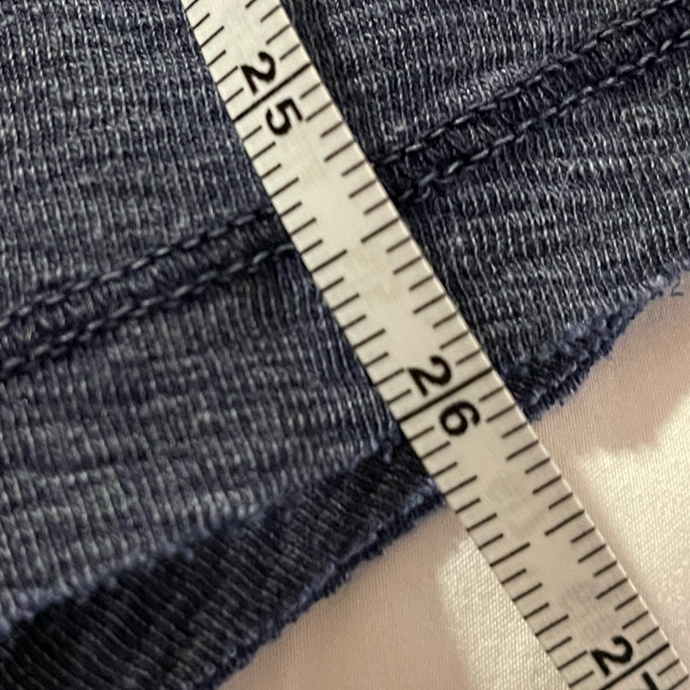 True Craft ~ Heathered Blue long sleeve pullover… 💙 - Picture 8 of 8